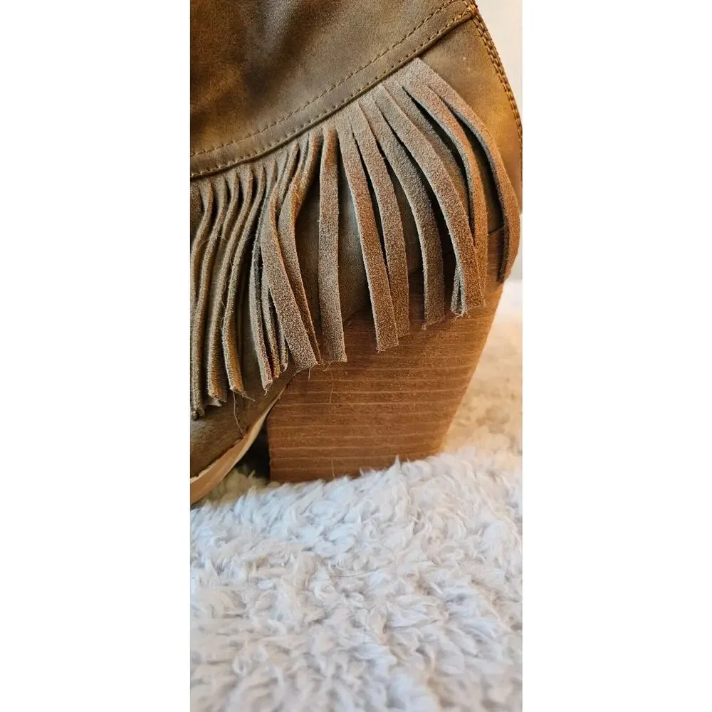VERY VOLATILE LA‎ Women's 8 Taupe KHLOE Western Fringe Festive Ankle Booties